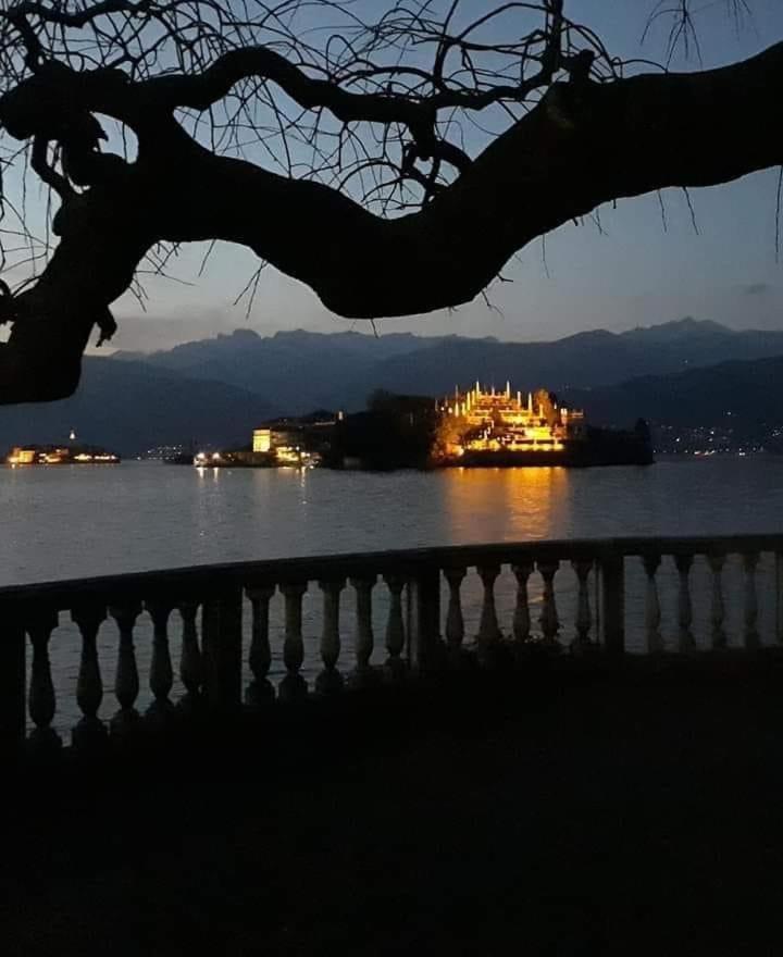 Little Suite Near Lake Verbania Eksteriør billede